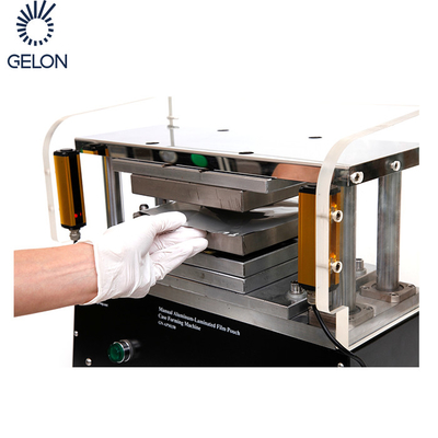 Peralatan Perakitan Sel Kantong 6mm Mesin Pembentuk Film Laminasi Aluminium