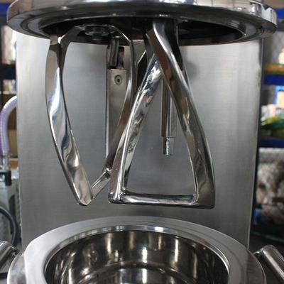 Mesin Baterai Lithium 2 Liter Volume Triple Shaft Planetary Vacuum Mixer Pompa Vakum Perangkat Makan Air Chiller